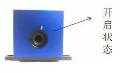 量子級聯(lián)激光發(fā)射頭光闌于開啟狀態(tài)